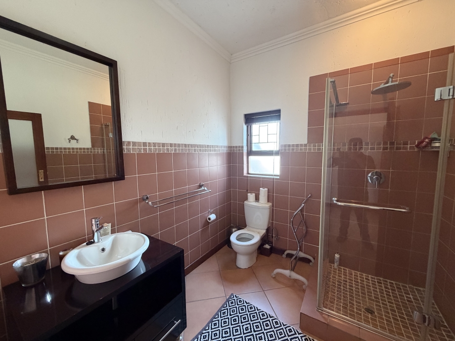 4 Bedroom Property for Sale in Vaaldam SH Free State